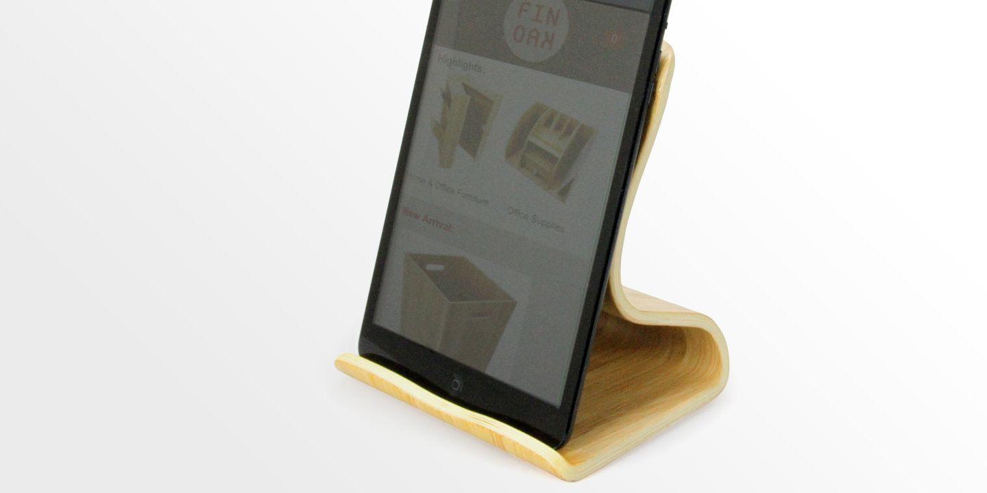 U-Shaped iPad Stand