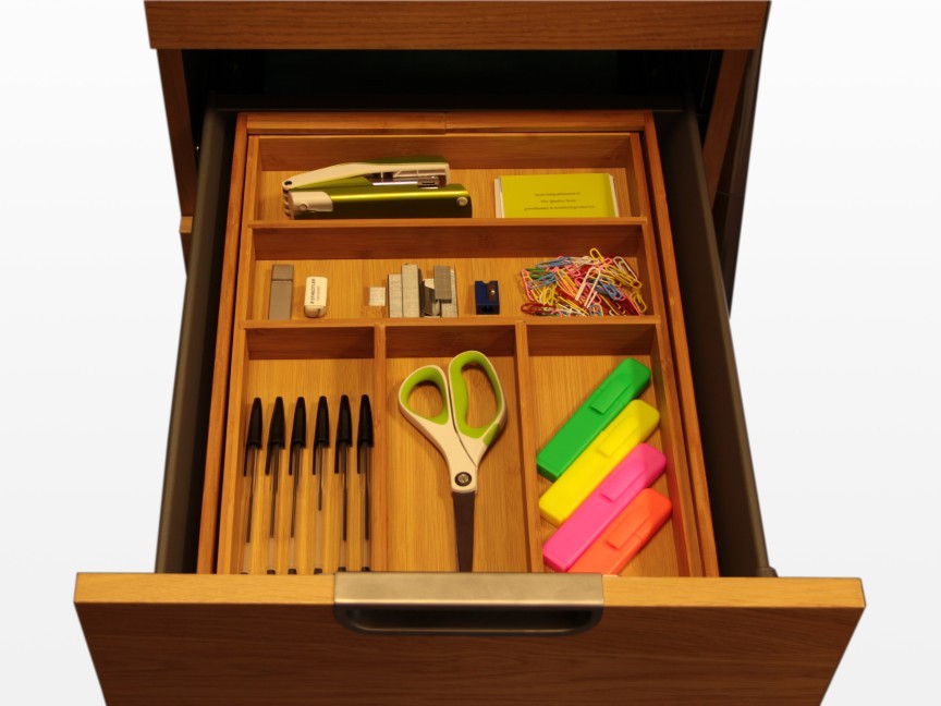 Expandable Drawer Tray